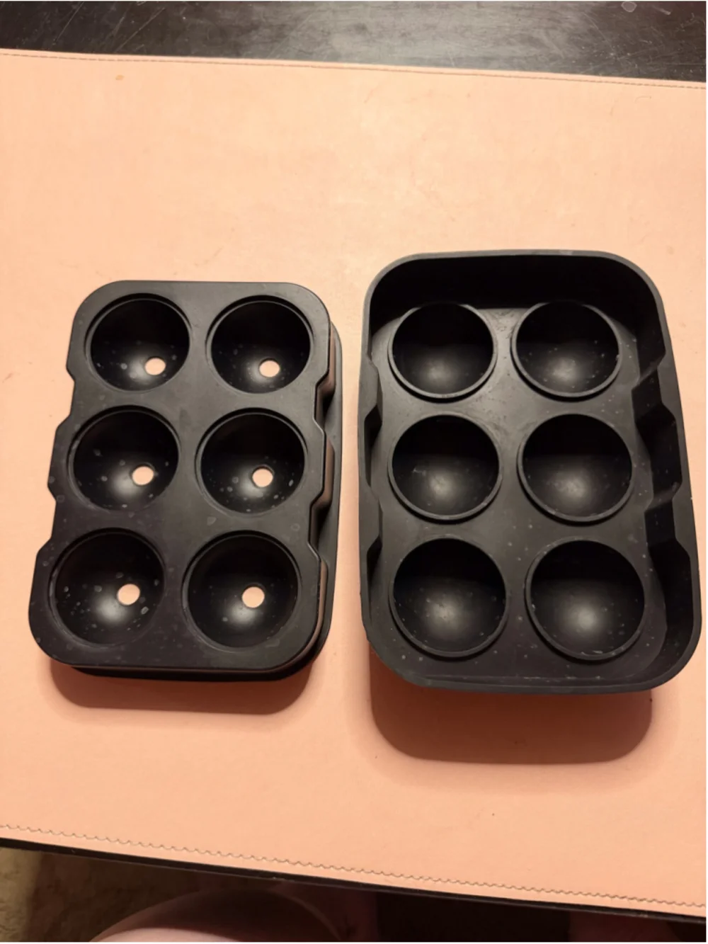 Adoric Black Silicone Sphere Ice Cube Tray